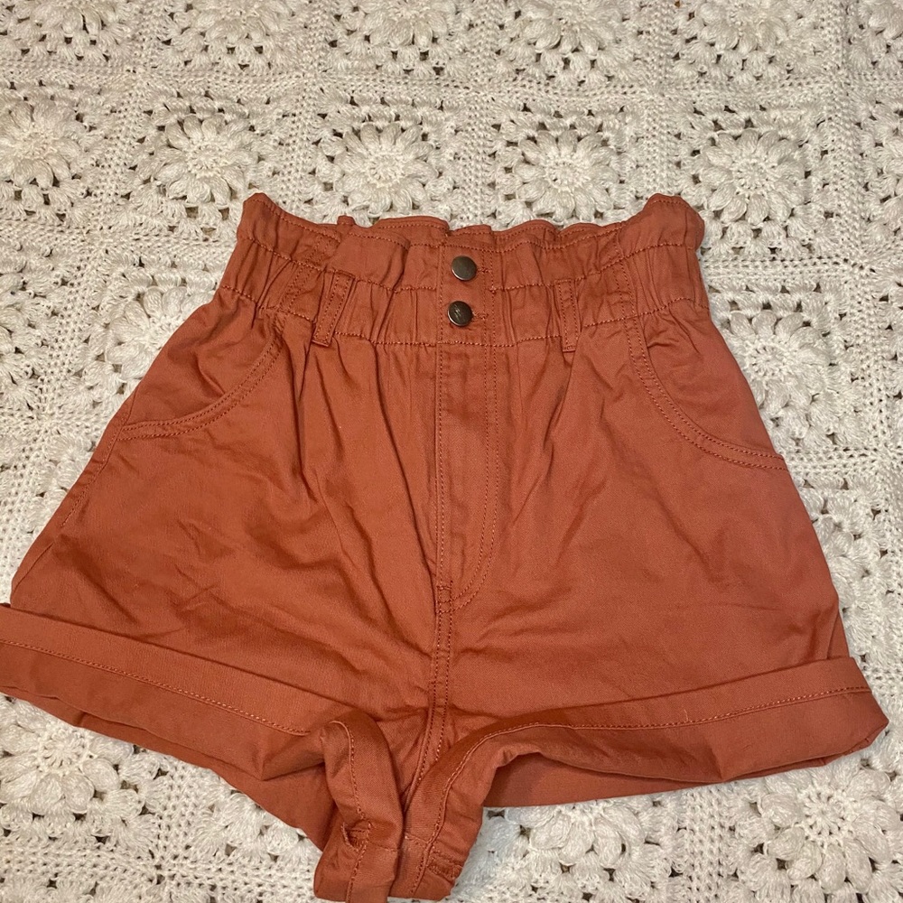 Super hush waisted mom paper bag shorts